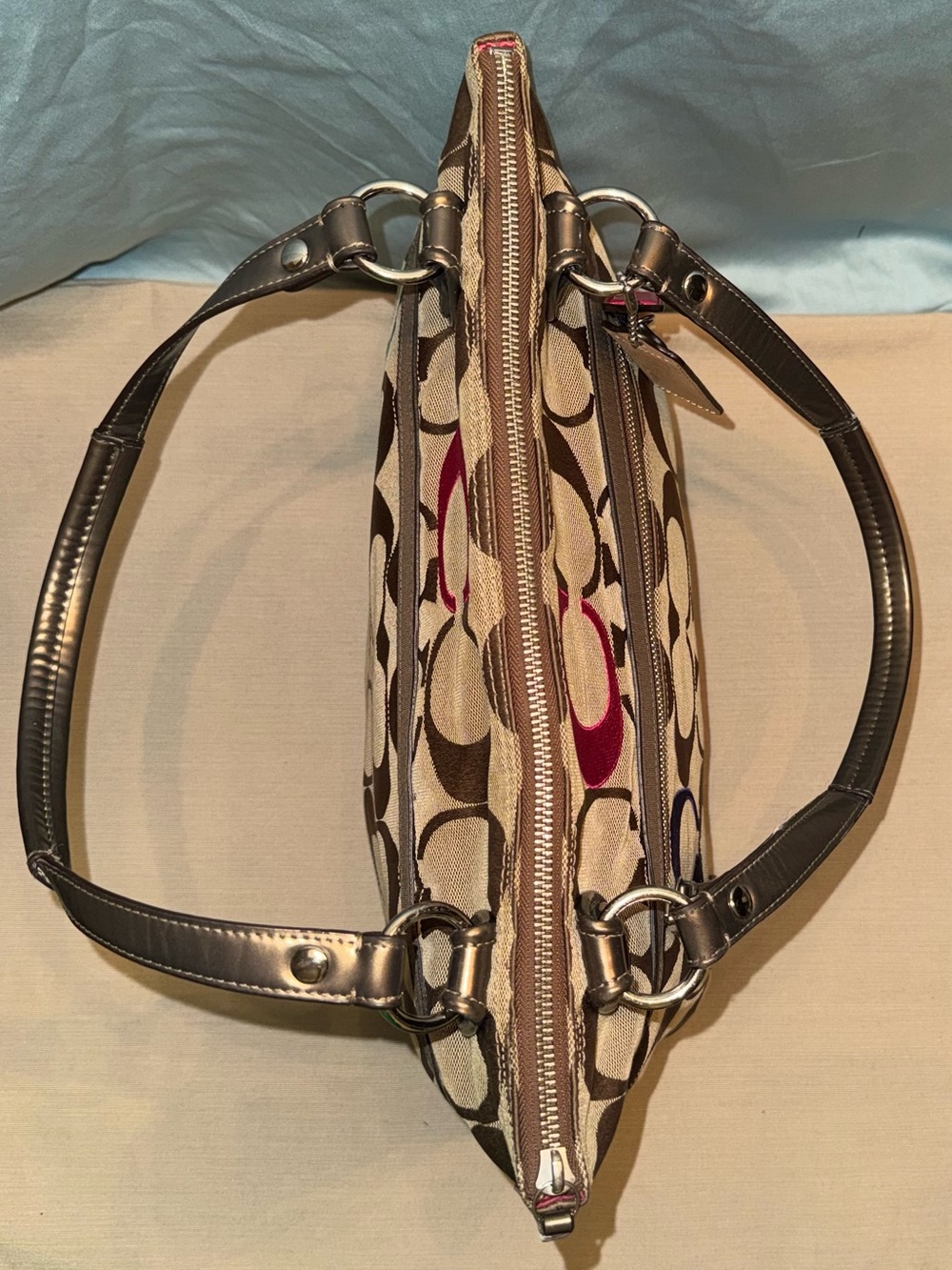 Coach Poppy Signature C Glam Tote - Picture 7 of 15